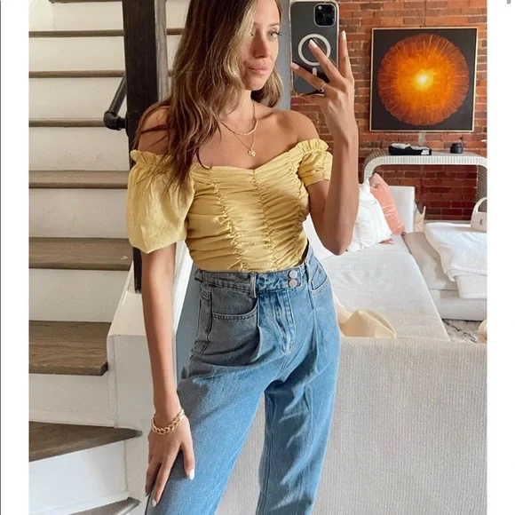 A7 - 362 Vestique yellow ruched sunshine state of mind top size medium - Picture 5 of 15